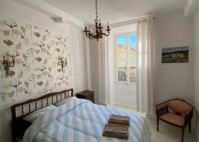 Centre Historique 멍똥